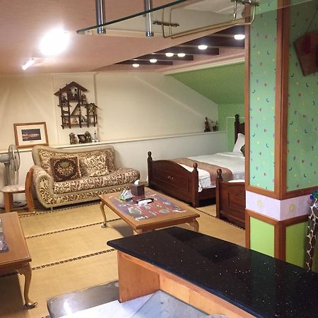 טוצ'נג Ocean Deep Hostel מראה חיצוני תמונה
